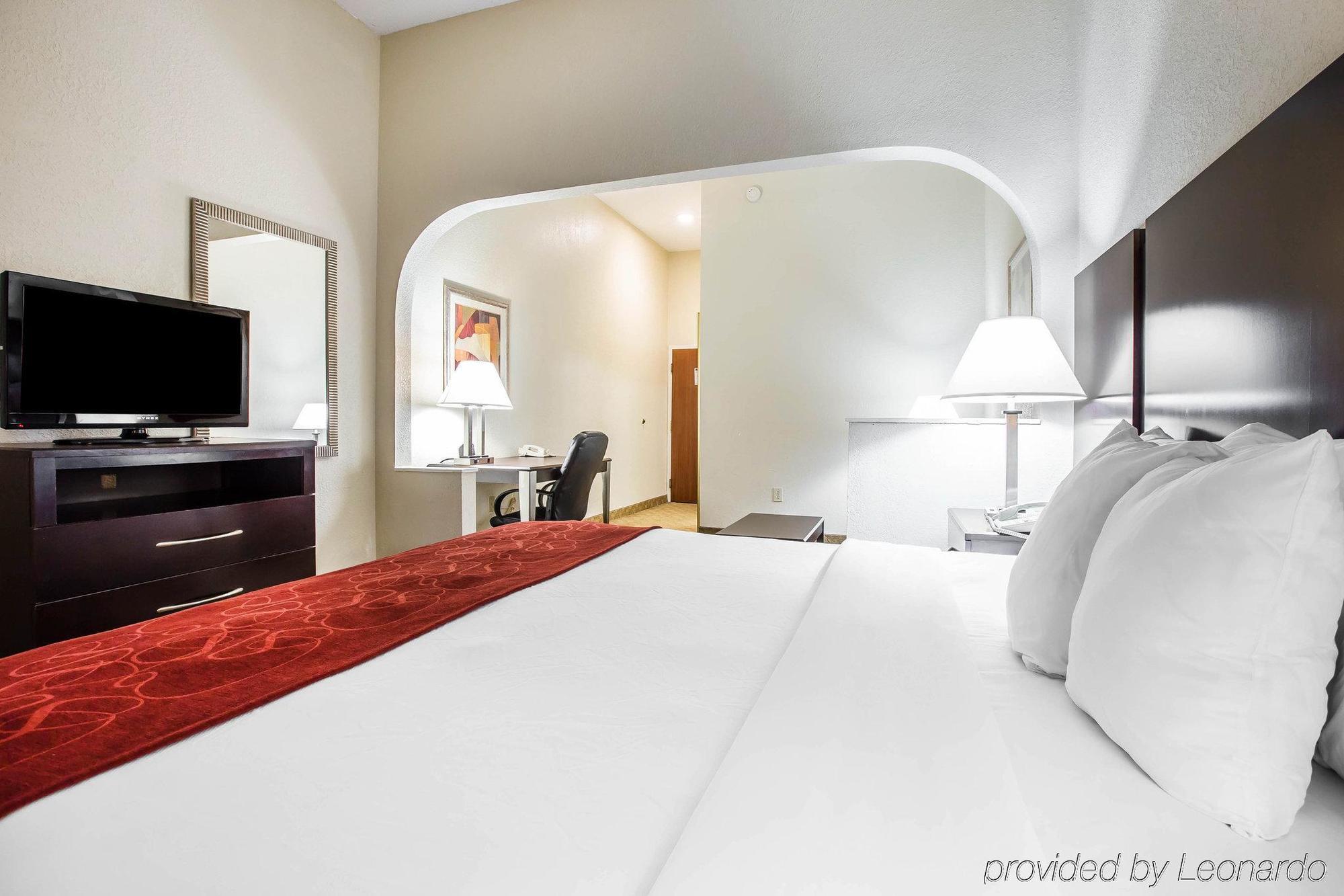 Spark By Hilton ดุลูท ภายนอก รูปภาพ